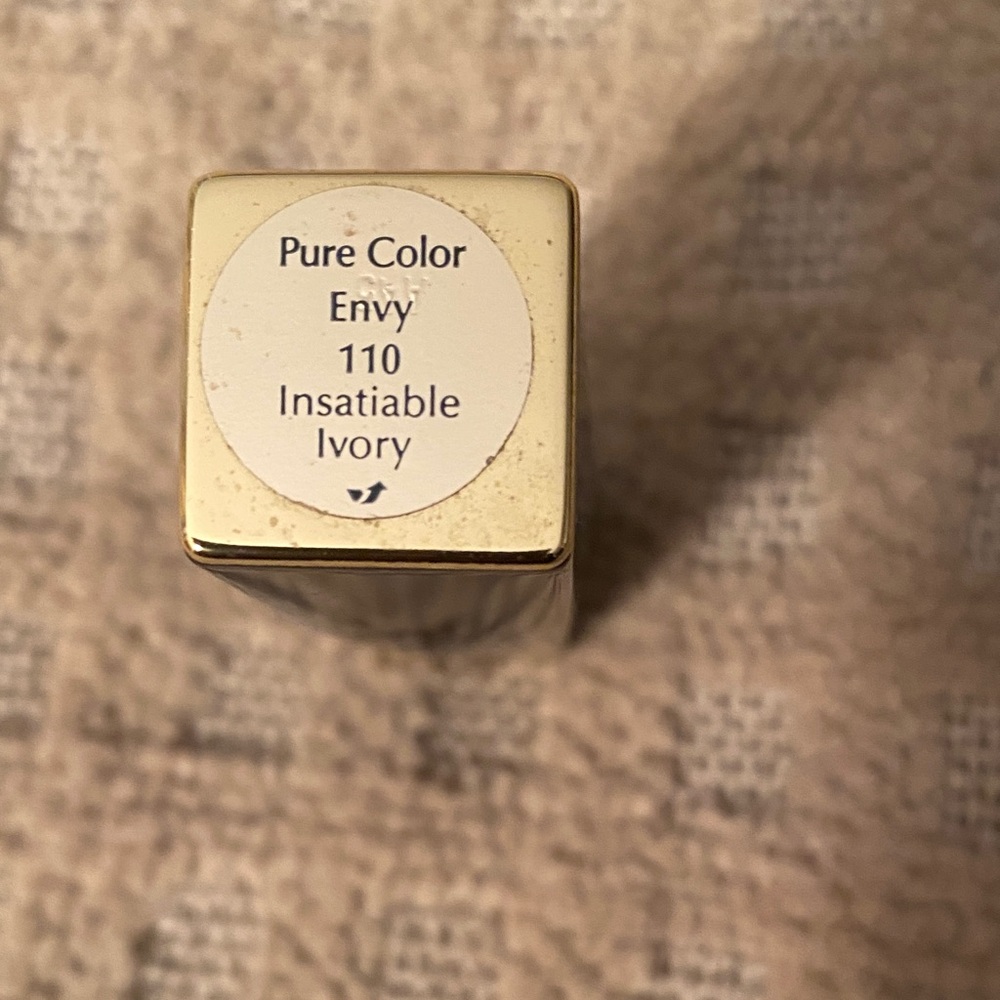 Estee Lauder Nude Peach Lipstick - Soft Satin - Picture 2 of 2